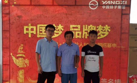 1115d063f18d25ad4b46bc4cb6183ff.jpg